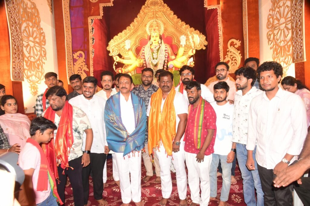 అమ్మవారి పూజలో పాల్గొన్న ఎమ్మెల్యే దేవిరెడ్డి సుధీర్ రెడ్డి
